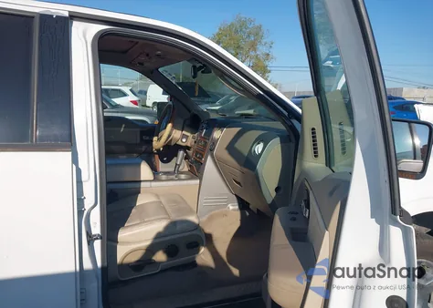 2004 Ford F-150 Lariat/Xlt from USA, damaged, VIN 1FTPW12504KA93267